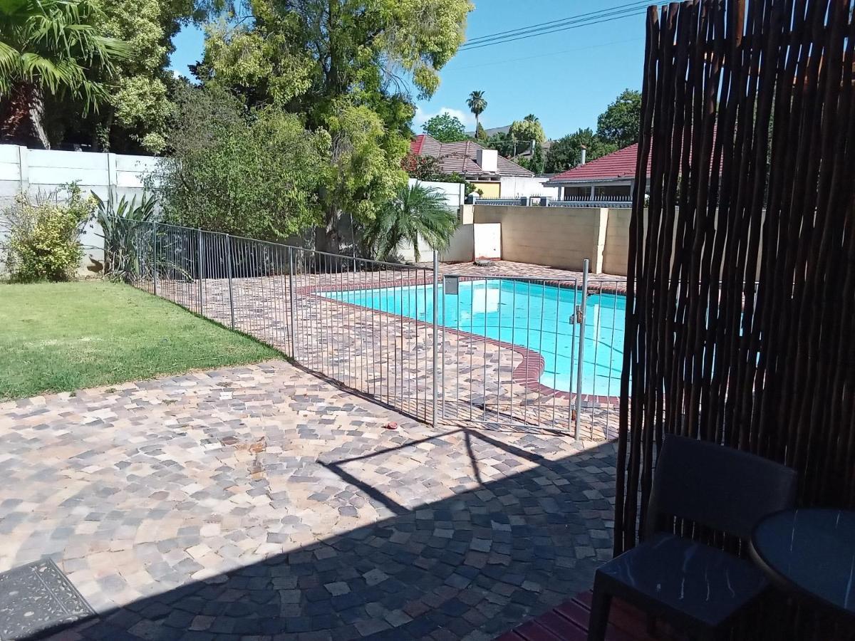 10 On Fairview B&B Paarl Exteriör bild